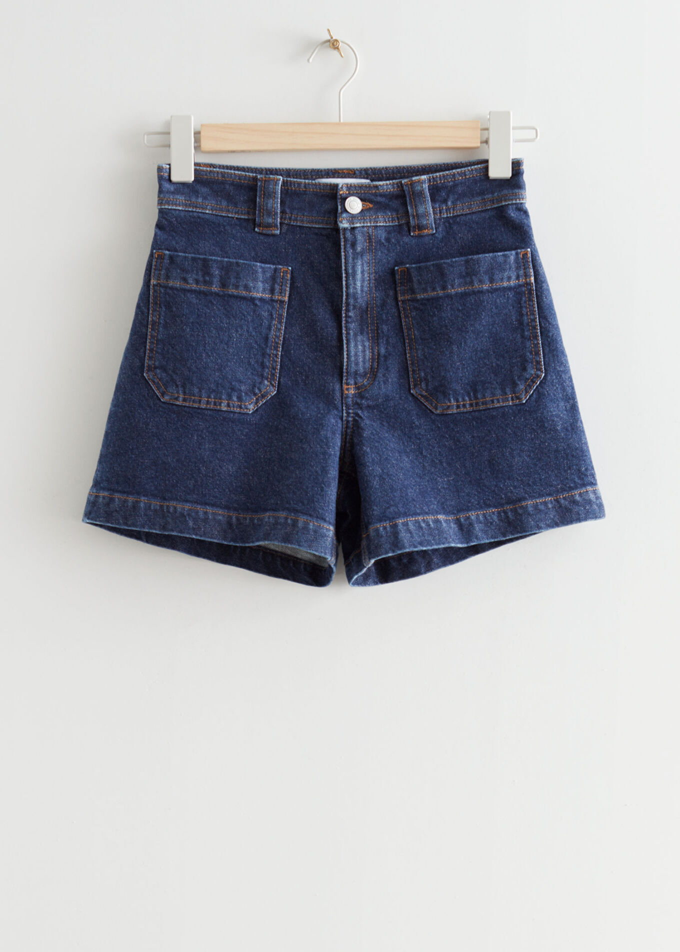 Jeansshorts, 590 kr, & Other Stories